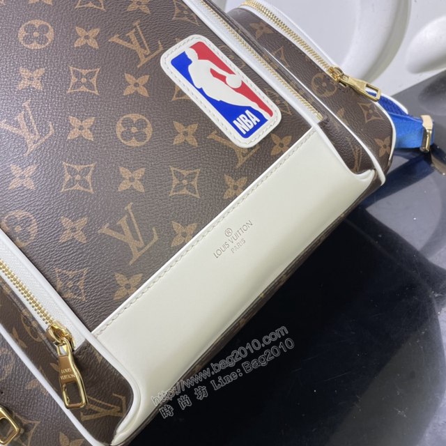 LV專櫃新款雙肩包 路易威登LVxNBA New雙肩包 M45581 籃球細節刺繡 LV男士後背包  ydh4311